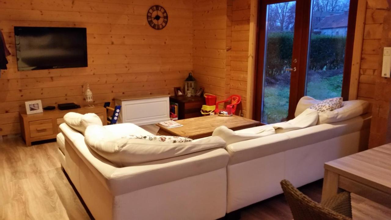 Au Chalet Bed and Breakfast Maubray Εξωτερικό φωτογραφία