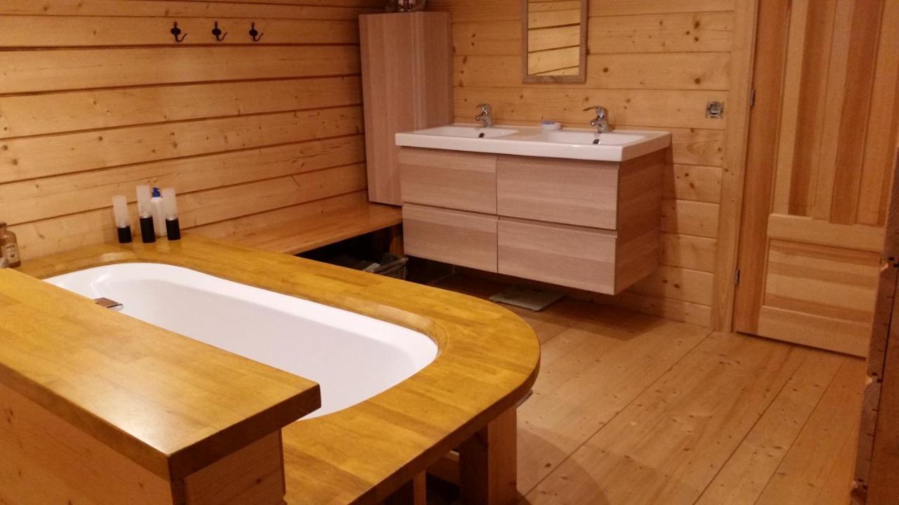 Au Chalet Bed and Breakfast Maubray Εξωτερικό φωτογραφία